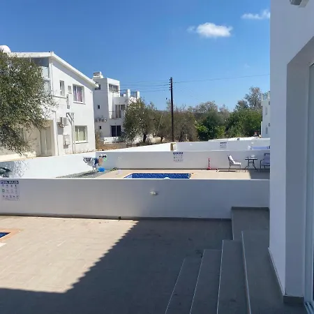 Comfortable And Spacious 3 Bedroom Villa With A Private Pool And A Sea View Tala